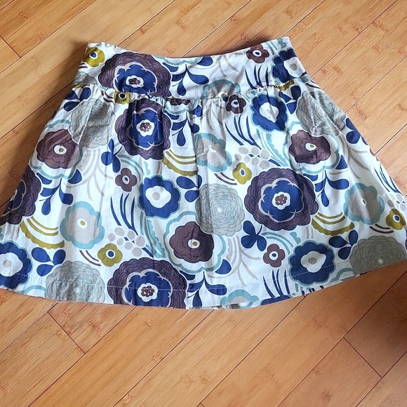 Homemade floral design skirt - Picture 1 of 8